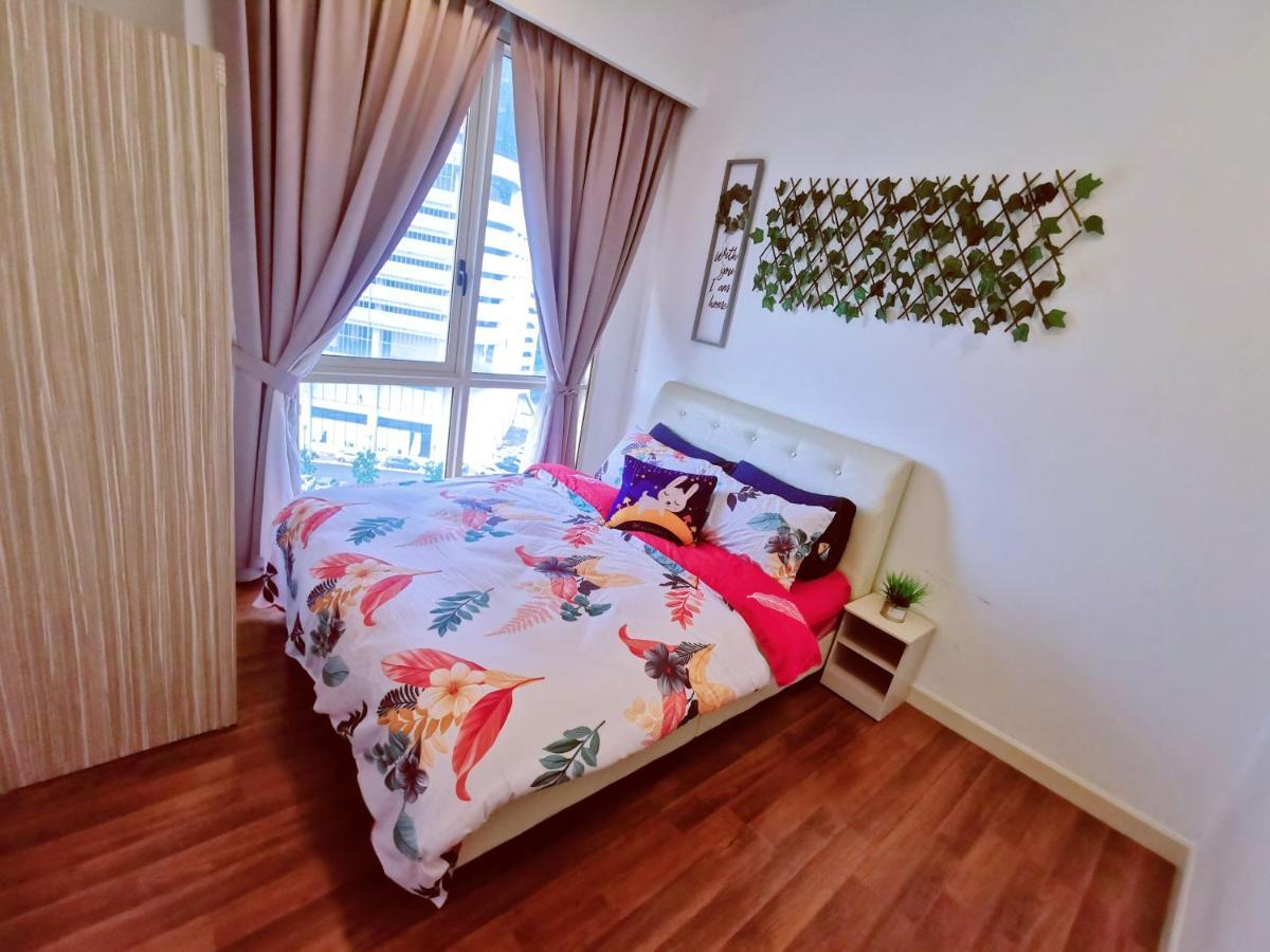 Legoland-4mins Walk-spacious-kids Friendly With Bathtub@ Happy Travel- Afinity Residency *