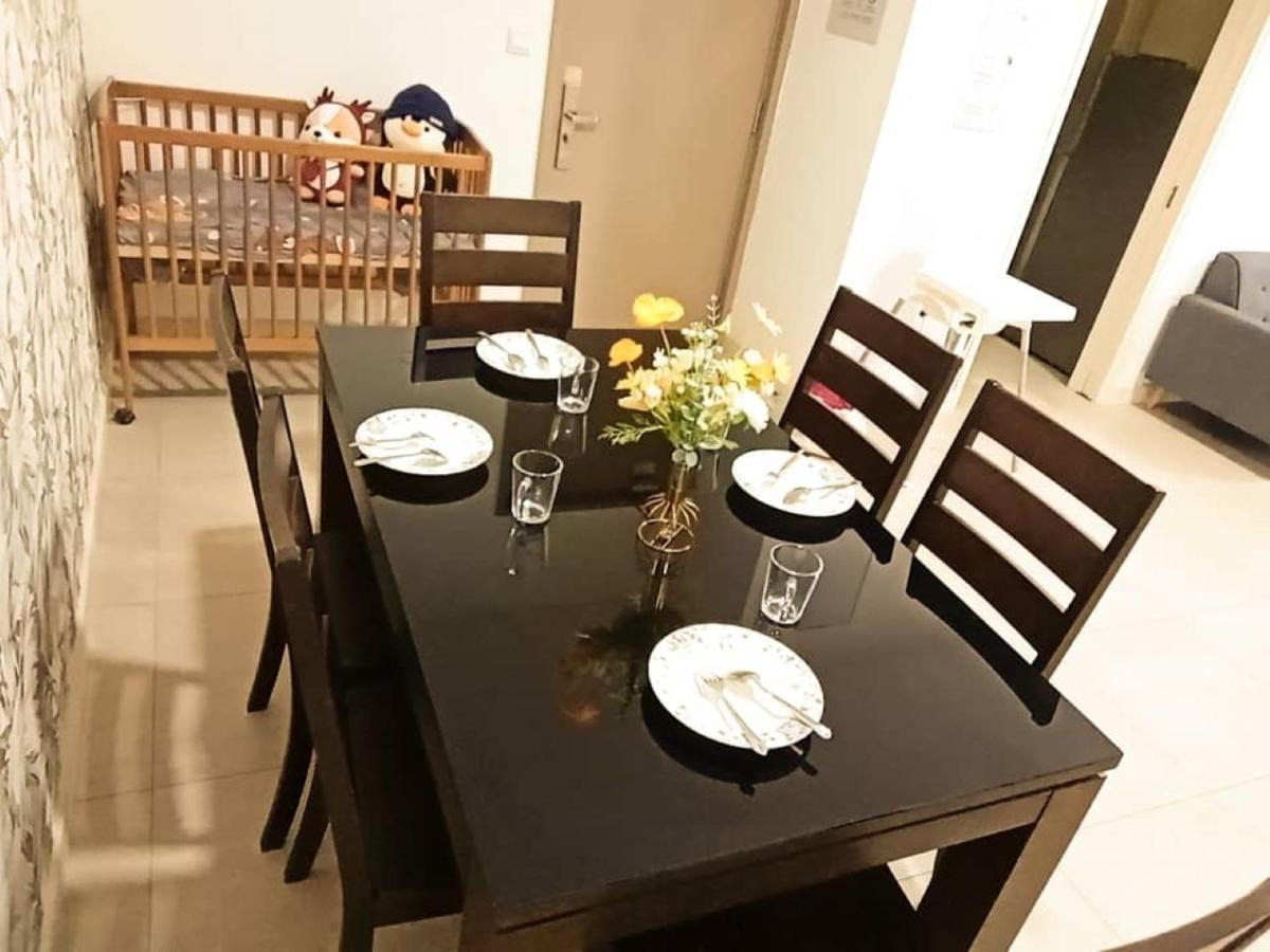 Legoland-4mins Walk-spacious-kids Friendly With Bathtub@ Happy Travel- Afinity Residency Apartment Nusajaya (Iskandar Puteri)
