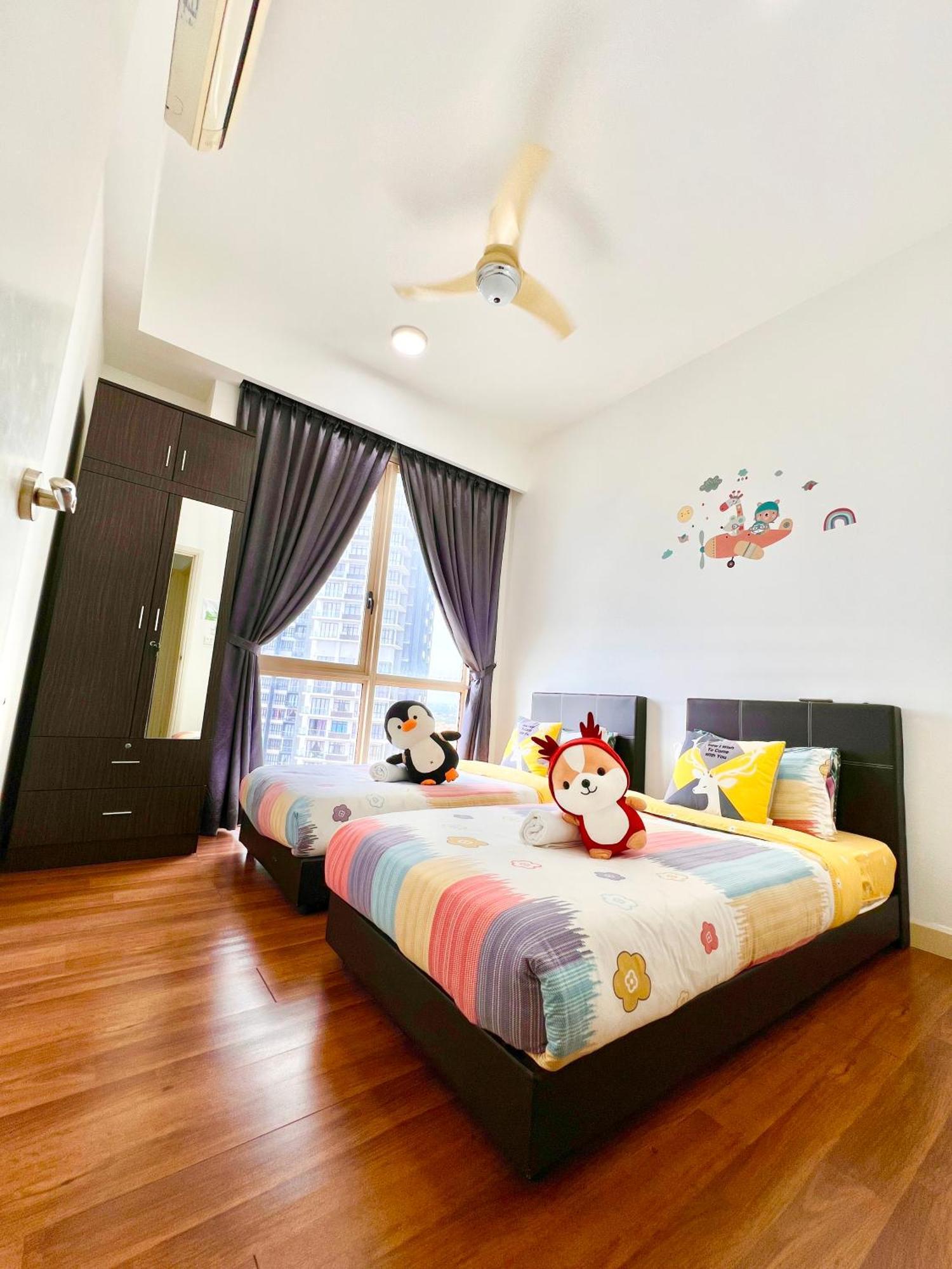 Apartment Legoland-4mins Walk-spacious-kids Friendly With Bathtub@ Happy Travel- Afinity Residency *